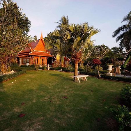 Baan Sang Pathum Hotell Rawai Exteriör bild
