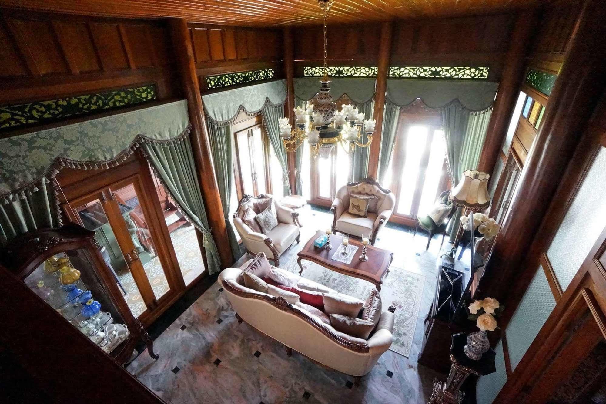 Baan Sang Pathum Hotell Rawai Exteriör bild